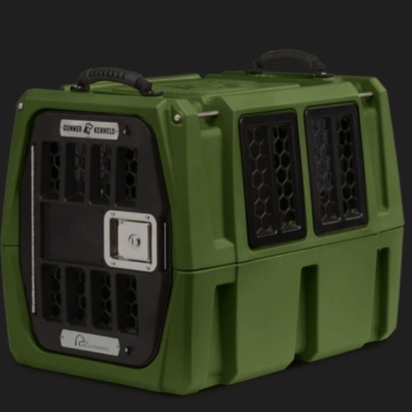 GUNNER g1 kennel Limited-Edition We used for travel ONLY airline approved - Picture 1 of 15